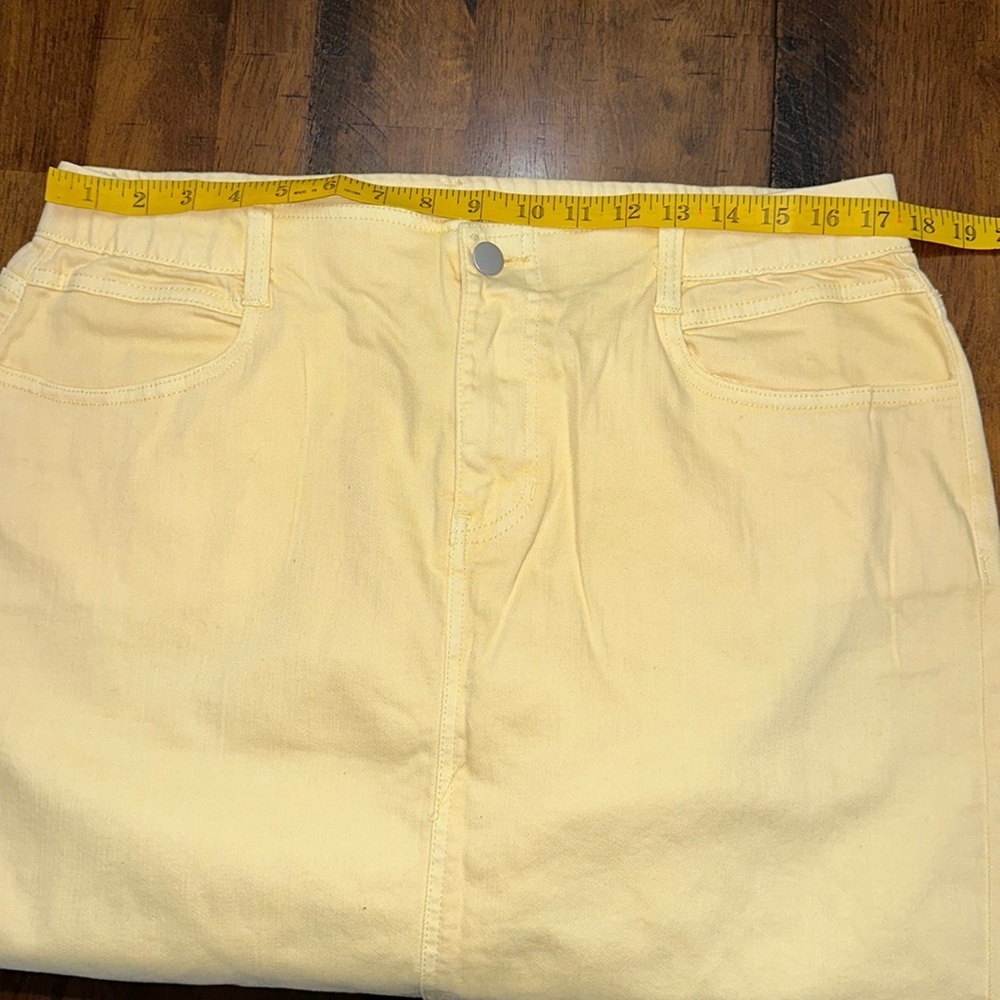 Cato Skirt - Picture 9 of 11